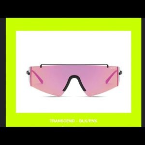 NWT! Quay x Lizzo Transcend sunnies
